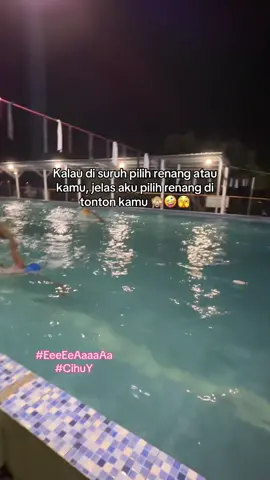 udh di zoom @🥷  #fyppppppppppppppppppppppp  #fyp #atlet #swimming #anakprestasi #asik #fypシ