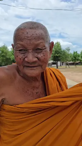 #หลวงปู่หลุน_ถิรธัมโม #วัดสะพุง #ศรีสะเกษ 