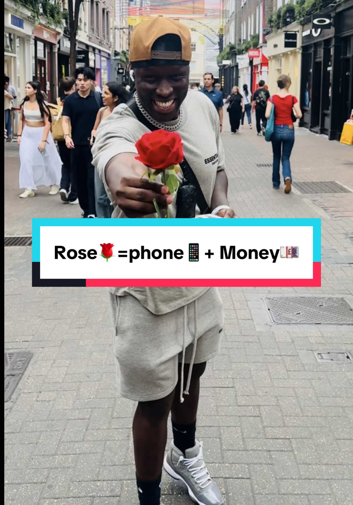 Rose🌹=phone📱+ Money💷#tvp #social #viral #experiment #foryoupage #public