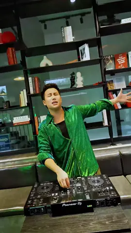 Nghe nói bài này đang hot #khahiep #minhlanguoiyeucuremix #huyd 