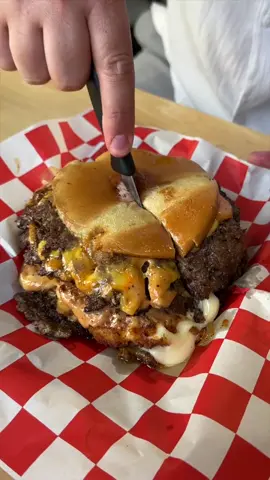 The “AGGRESSIVE DOUBLE SMASH” from @BunsNShakesNJ in New Brunswick, New Jersey!! 🍔💥🍔💥 Like a lasagna in burger form! Who’s hungry?? #DEVOURPOWER #fyp #foryou #burger #bunsnshakes 