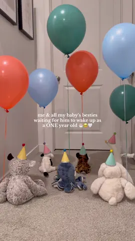 Starting the tradition where you put party hats on your child’s stuffed animals for them to wake up to on their birthday 🥺🥺🥺  #momlife #firstbirthday #1stbirthday #birthdaytradition #MomsofTikTok 