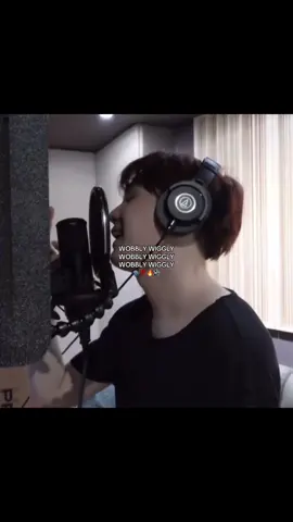 i hate this song #bts #bangtan #yoongi #jin #namjoon #bangtansonyeondan방탄소년단 #viral #kpop #seokjin #fyp 