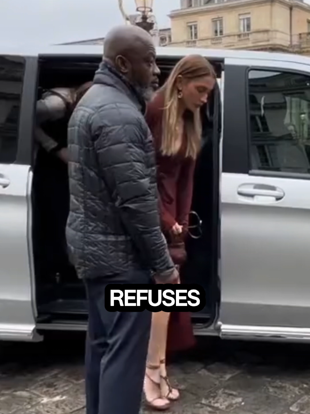 Why Paris Jackson refuses to replace her 60 -year -old bodyguard? #parisjackson #bodyguard #fypシ゚viral #fyppppppppppppppppppppppp #tendancetiktok #fypシ #usa #michaeljackson @Paris Jackson 