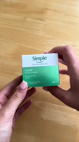 Simple Repair + Rich Cream is a soothing, rich moisturiser that helps repair the skin barrier using pro-ceramides and calming Cica. It’s ideal for dry or sensitive skin and works well both morning and night. Apply it after your serum to lock in moisture and reduce redness. The texture is thick but absorbs nicely without feeling greasy. Great for repairing stressed or dehydrated skin. #ad @SimpleSkincareUK @Home Tester Club  