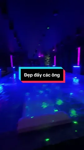 Chỗ nào mà có cả bể bơi, phòng riêng mà còn có phòng karaoke nữa vậy mấy ông😎 #massagedangvuongcac #massagehoanghaclau #massagenhacduonglau #viralvideo 