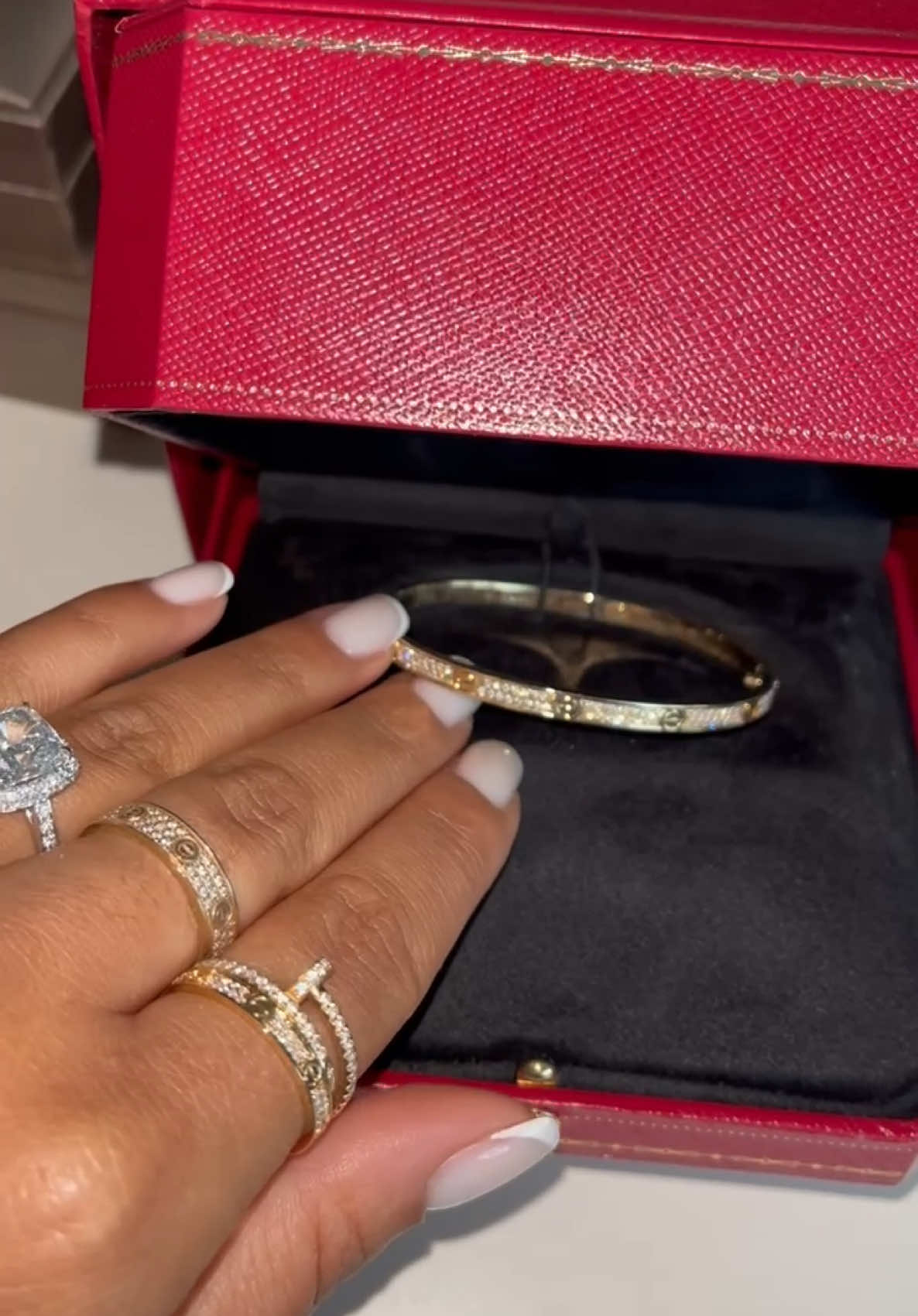 #sancyluxuryjewelry #18kgold #diamonds 