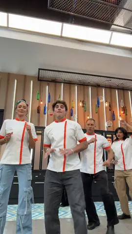 ya comenzó esto 👨‍🍳 