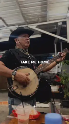 Texas vibes #takemehome #johndenver #laguviral #liriklagu #liriiklagu  Source TikTok : @raihanjinggglagi 