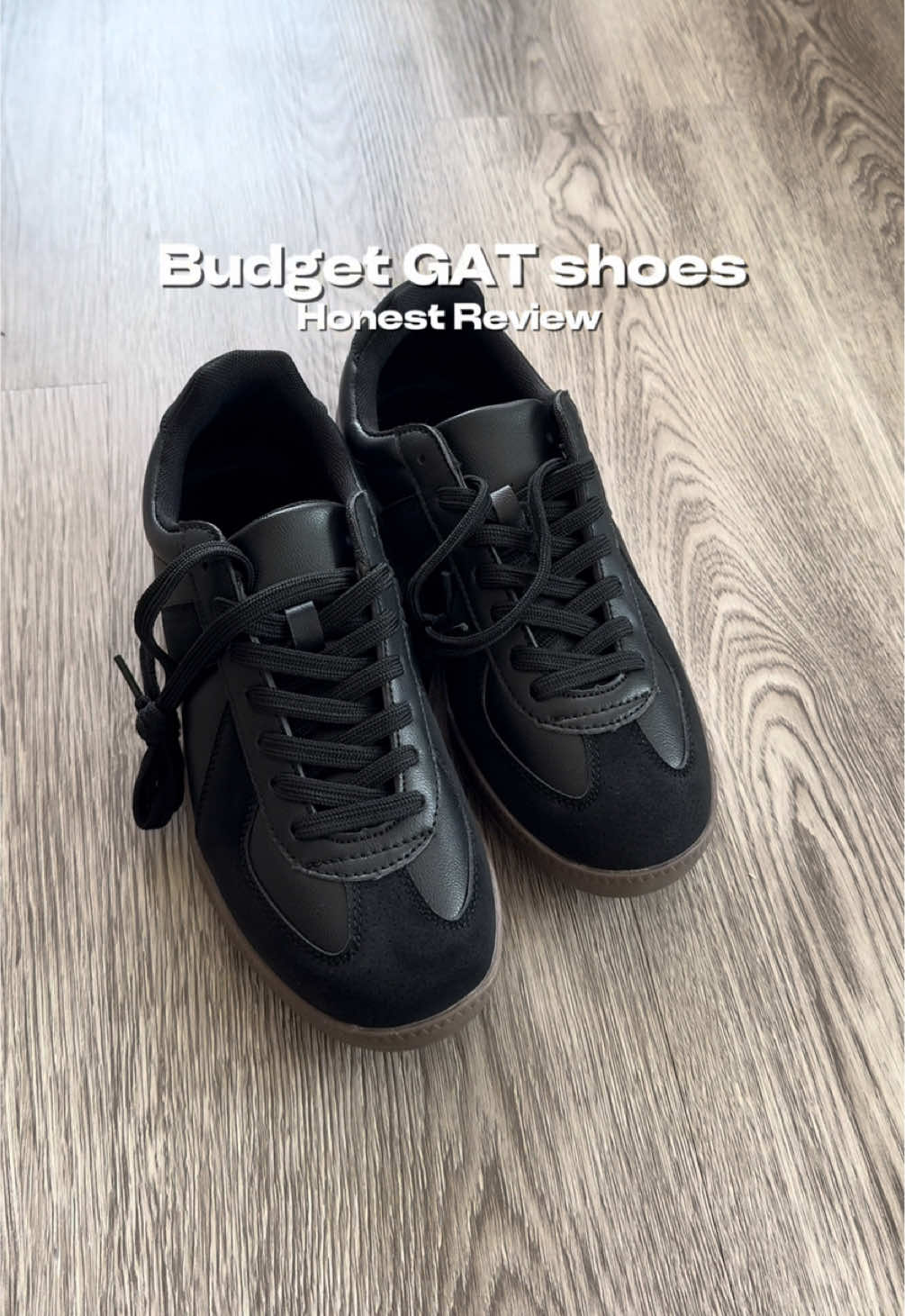 The perfect pair of budget friendly black shoes  #mensshoes #masioargiela #margielagats #budgetshoes 