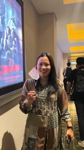 Jalan Pulang sedang Tayang di seluruh bioskop Indonesia. #leopictures #filmjalanpulang #19junidibioskop #jalanpulang #pulangatauberpulang #tigaratuhoror #lunamaya #shareefadaanish #taskyanamya #fyp #TikTokTainment #lunamaya #taskyanamya #shareefadaanish #saskiachadwick #teukurifnuwikana #kikinarendra #sujiwotejo #ruthmarini #widikasidmore #jajangcnoer #fajarrezky #film #indonesia #filmindonesia #viral #trending #juni #2025 #movie #officialtrailer #trailer