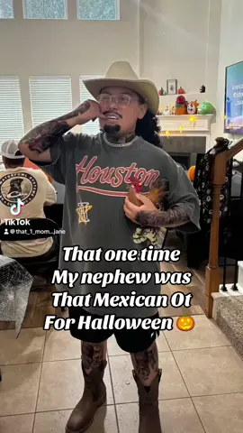 That one time my nephew was @THATmexicanOT #halloween #coolmom #cooldude #memoriesbringback #goodvibes #viral #viralvideo #trending 