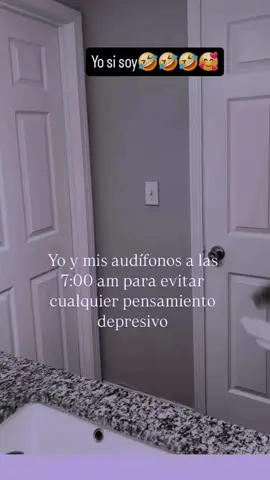 Y la Eve con toda le depresión sin que se note 🖤👩‍🚀🎈 #buenosdias #lindodia #mañanaserabonito #amor #yo #ella #todas #depre #cero 
