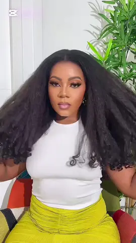 Vous avez été nombreuses à craquer pour cette sublime perruque afro-naturelle synthétique U-part 🥳🥳 @Belle de jour 🛍️  Je vous recommande vivement Belle de Jour, la référence pour toutes celles (et ceux) qui souhaitent acheter ou revendre des perruques de qualité exceptionnelle, disponibles en gros et en détail. 📦 Prix ultra avantageux : ✅ À partir de 10 pièces, la perruque revient à 14 500 FCFA l’unité ✅ Pour 5 pièces, le prix est de 15 000 FCFA l’unité ✅ En détail, la perruque est à 17 000 FCFA seulement Numéro: 659312818. C’est le moment idéal pour vous faire plaisir ou démarrer votre business dans la vente de perruques. Ne tardez pas, les stocks partent vite ! Contactez Belle de Jour dès maintenant et profitez de cette offre avant qu’il n’y en ait plus !