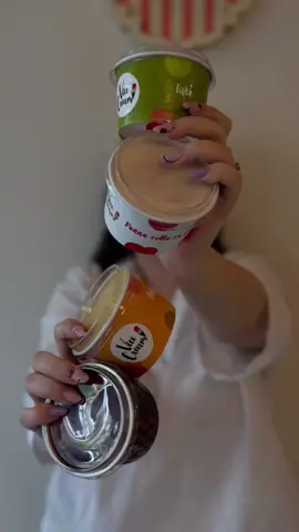 Am descoperit un colt dulce si cozy la @Dulcinella România  Este un loc perfect, unde deserturile arată prea bine ca să le refuzi si gustul e si mai bun decât pare! De la prăjituri fine la delicii traditionale reinterpretate, fiecare înghititură e un răsfăt. Eu am mers in locatia lor de la Balcescu, dar mai sunt multe locatii in Bucuresti de unde poti cumpara produsele #dulcinella #dulcinellaro #sweets #newyorkrolls #icecream 
