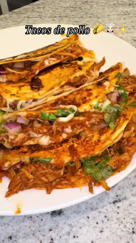 Tacos de pollo 🌮👩🏻‍🍳✨#fypシ゚viral #zxybca #parati #recetas #tacosdepollo 