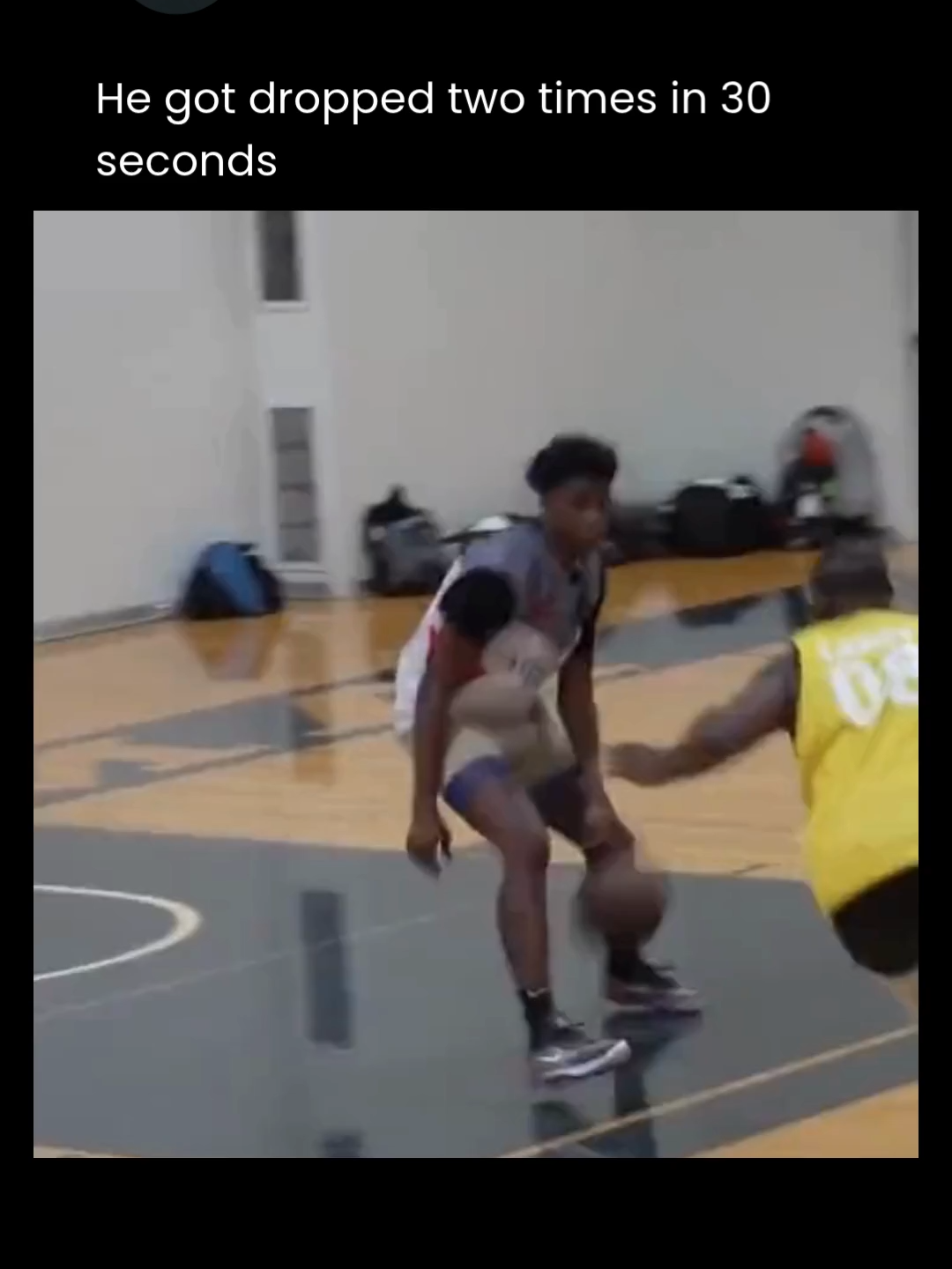 He got dropped two times in 30 seconds #basketballlife #basketballislife #basketball #ballislife #Basketball #dunkon #hoops #basketballtiktok #dunk #celly #2k