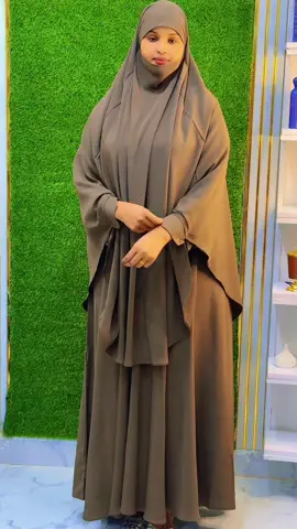 Dharka igubaraten wansociliyey❤️#somalitiktok2022 #hafsazoncollction #viralvideo #foryoupage #somalitiktok12 #hafsazone #hijab #tiktoksomali 
