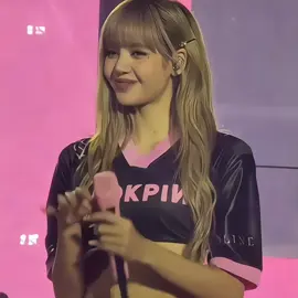 واه طالعه عسلل كمية الكياته 😣❣️#blakpink #Lisa #ليسا #foryou #بلاكبينك #tiktok 