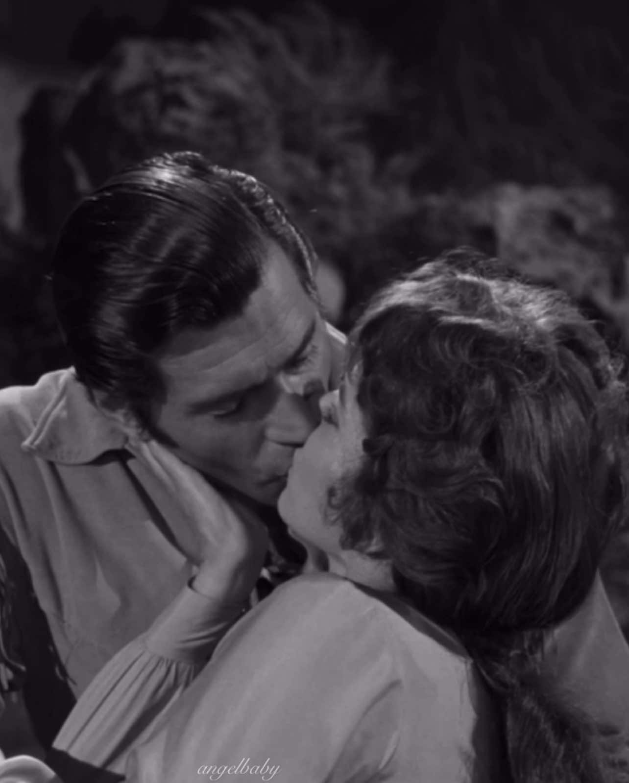 HES SO AFFECTIONATE AHHHH #clintwalker #cheyennebodie #clintwalkeredit #fyp #editz #cowboy #gentlegiant 