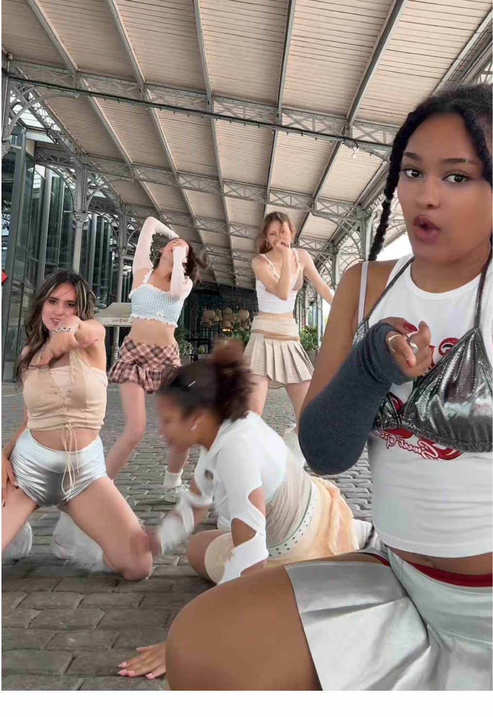 Our Gnarly dance cover is out ! Link in my bio 🫦 #katseye #dance #gnarly #fyp #trending #kesha #funny #friends #inpublic 