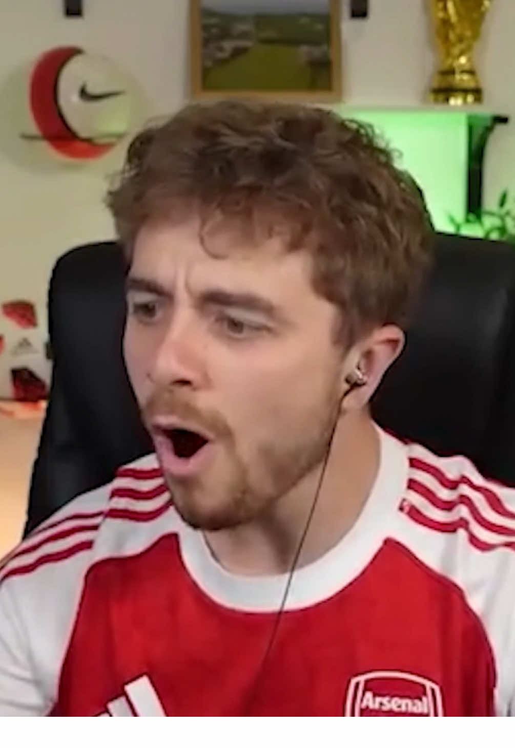 No one would believe him if it wasn’t caught on camera 😧