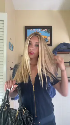 Lana del ray and juicy catour combo#juicybag #juicytracksuit #lanadelrey #viral 