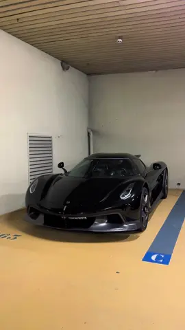 Jesko Absolut 🤩 #koenigsegg #koenigesgg #jeskoabsolut #jesko #koenigseggjesko #v8 #hypercars #hypercar #carbon #carbonfiber #monaco #cars #car 