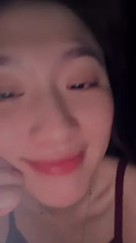 E rât thương anh. Nhưng e cũng thương em nữa. 