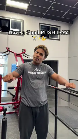 Hit a Push Day with Coach Kenyen! 💪🏋 #gilroyvalleyfitness #GymTok #coach #pushday  #valleyfitness #workout 