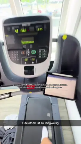 hahah gibt es noch jemanden der das so macht?👀 #lernen #gym #prüfungsphase 