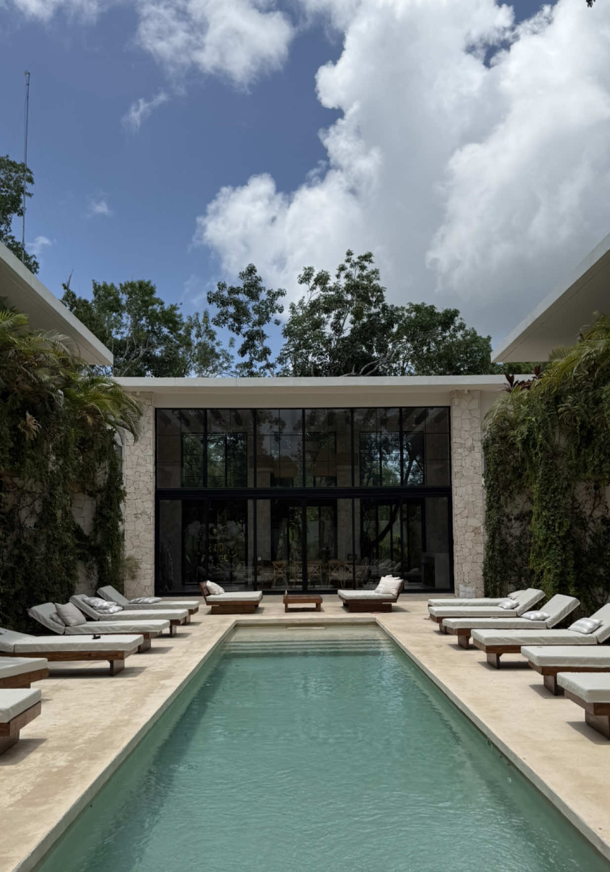 Day 3 Theme - Unwell. @Bri 🪐  @Bekka Saffron @anya omichinski 