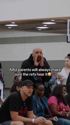 Ref was getting an ear full😭✌️ #fyp #aau #ref #aau 