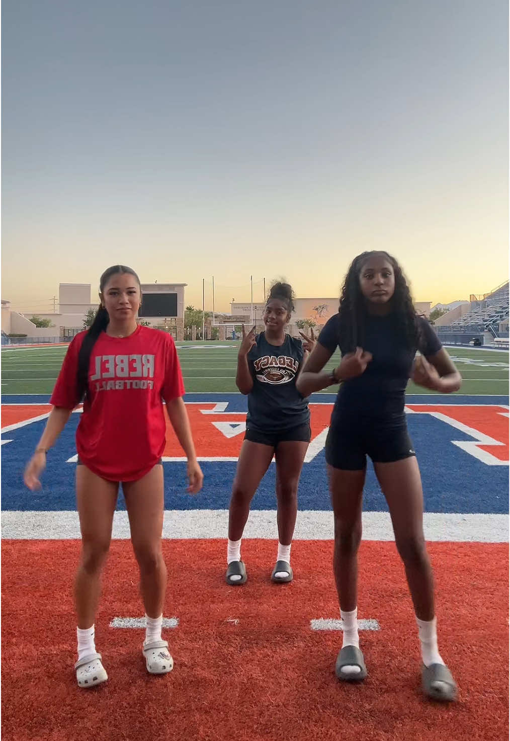 Shake dat #flagfootball #football #practice #Summer #dance #trending #viral #fyp #foryou #blowthisup #makemefamous 