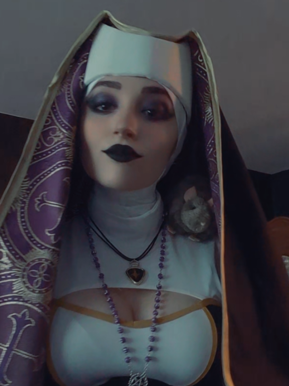 did all my sacraments and all I got was religious trauma, a hatred for hypocrisy, and a love of gothic architecture 🤷🏻 Ghost definitely helped provide that sense of community and safety I was seeking when I was in Catholic school. Singing along in a sold out Madison Square Garden crowd did more for me than the church ever could.  Last night was utter perfection and the tribute to Ozzy brought me to tears, Ghost and the band's community are truly something special. 🥺🖤🤘🏻 #ritualready #ghostbc #sisterofsin #thebandghost #cosplay #ghostritual #goth 