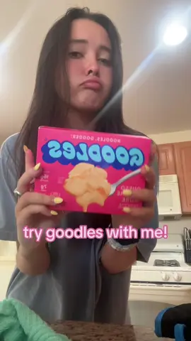 try goodles for the first time with me!! definitely want to try a different flavor! @GOODLES #goodles #goodlesmacandcheese #macandcheese #goodlesreview 