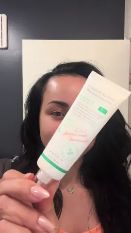 I’ve finally found a sunscreen that actually feels good on the skin — no irritation, no greasy mess, and absolutely no white cast. The AXIS-Y Complete No-Stress Physical Sunscreen @axisy_official has become my new favorite. As someone with sensitive skin that easily gets red, finding a mineral SPF that calms and protects was always a struggle… until now. Formulated with 100% mineral filters, mugwort, and niacinamide, it soothes, evens out skin tone, and leaves the skin soft and fresh — not oily. It doesn’t pill, sits perfectly under makeup, and gives a natural, healthy finish even when worn alone. And the best part? You can find it on @yesstyle YesStyle, and save money using my code JOJOLI27 at checkout! Protect your skin without the stress ✨ #axisy #axisysunscreen #otcregulated #kbeautyskincare #nostresssunscreen #mineralsunscreen #spfisessential #skincarethatheals #axisypartner #YesStyle #Yesstyleinfluencers #CutePress #sunscreenszn #glowingskin #cleanbeauty #skincarecommunity #skincaretips #koreanskincare #spflover #sunprotection #skinminimalism #dewyskin #sensitiveskinfriendly #skincaregoals #skincarereels@YesStyleInfluencers @AXIS-Y Influencers 