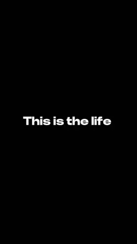 الاغاني الشتوية !.  (This is the life)  .  .  .  .  .  . #bonnii__l #editlyrics #music #أغاني_مترجمة #trending #foryoupage #lyrics #newtrend #fyppppppppppppppppppppppp #tiktok #foryou #thisisthelife 