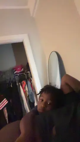 😂💀 these kids so aggy lol 