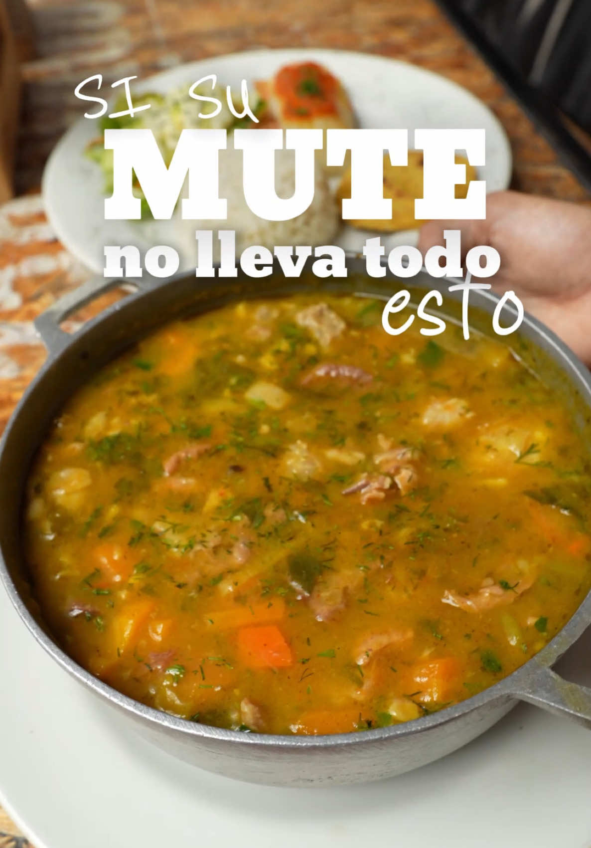 🍲 MUTE SANTANDEREANO TRADICIONAL - LOS RODRÍGUEZ BUCARAMANGA El mejor mute santandereano de Bucaramanga preparado como manda la tradición desde las 4:00 AM. Ingredientes.  📍 Los Rodríguez Cl. 22 #23 - 26, San Francisco , Bucaramanga, Santander 🕐 Disponible de domingo a domingo al almuerzo *De parte del equipo de marketing de Los Rodríguez les pedimos disculpas,  son guacas. 🥲🤣 #LosRodriguez #ComidaTipica #Bucaramanga #ComidaColombia #mute #mutesantandereano 