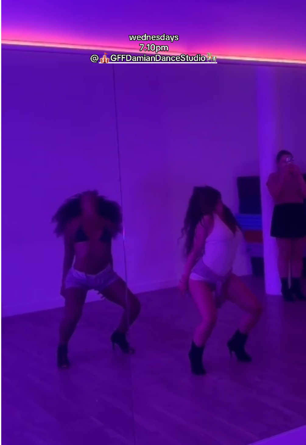 open heels class every Wednesday @🎪GFFDamianDanceStudio🎠  #danceclass #heelsdance #heelsclass #manchester #dancer #fyp 