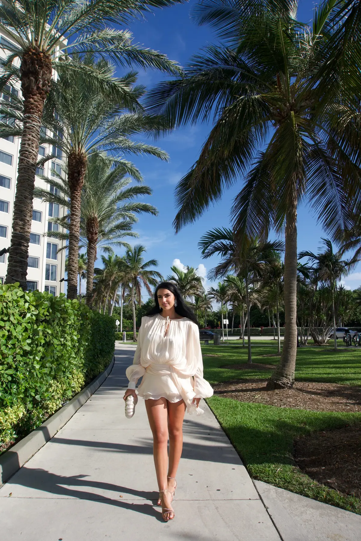 #photoshoot #fashiontiktok #fashioninspo #classy #canong7x @missrosier_official #fyp #OOTD 