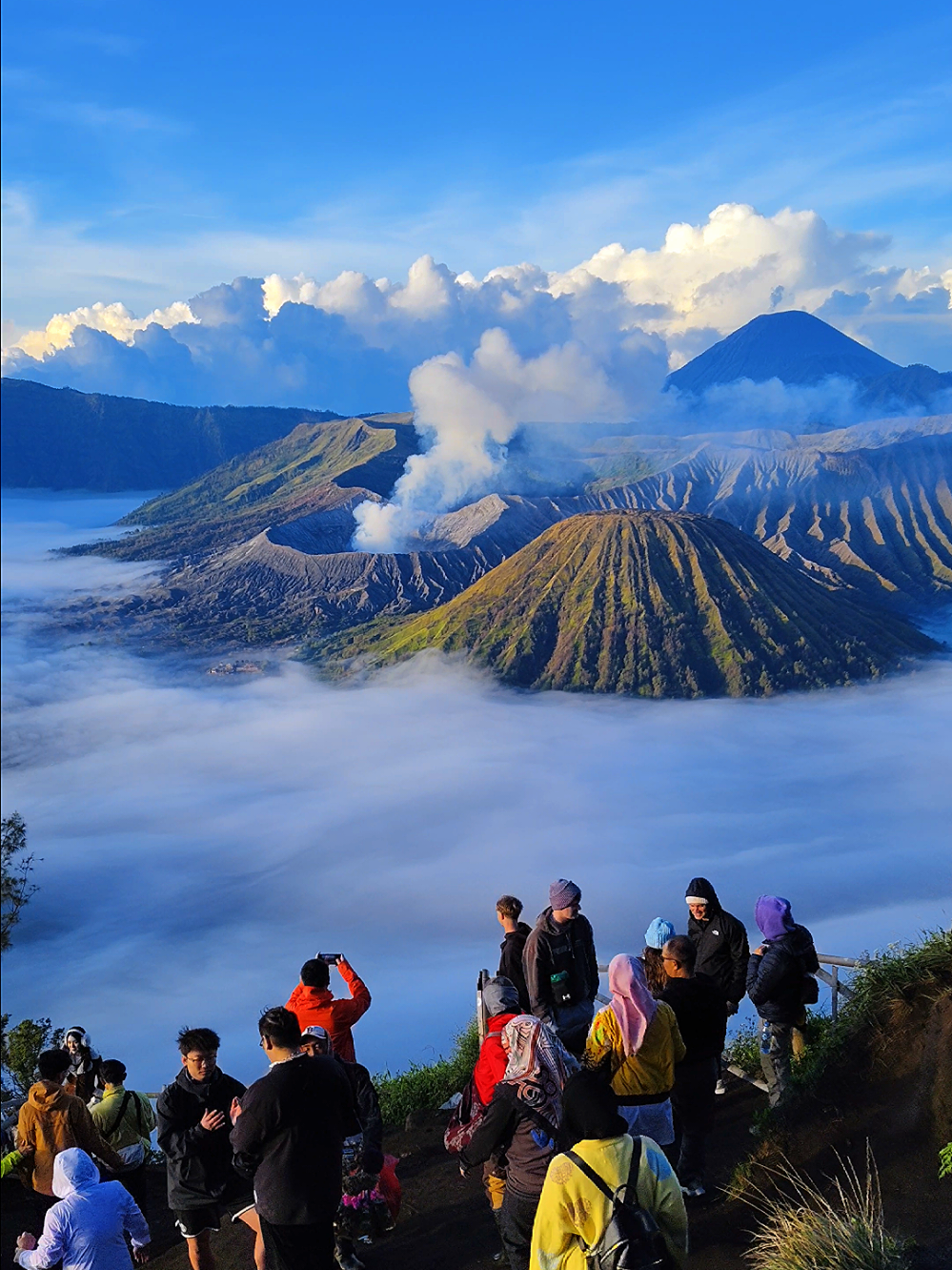 Indahnya Bromo  #bromotrip #bromotravel #bromotenggersemeru #fyp #bromo 