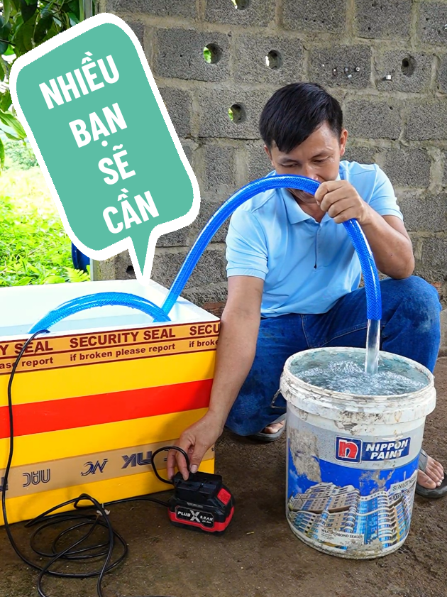 bơm chìm dùng pin này tiện quá các bạn ơi. #binhdiennang2 #bơm #bomchim #bomnuoc #bomnuocdungpin 