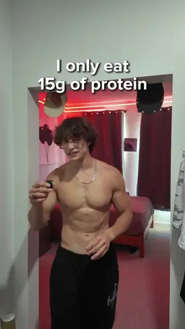 How much protein daily?👇 Take your bodyweight and eat 0.75 to 1g per pound. That’s the range I use for every client trying to build muscle and/or lose fat. It helps you stay full, recover faster, and actually see progress. Not too much. Not too little. Just right 📲DM me READY to apply for 1:1 coaching @Breathedivinity drop TONIGHT code XAN to support me 🖤