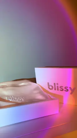 Silk pillowcase x silk pjs calls for a great night ahead of me   @Blissy Brand #blissybrand #cozyvibes #bedroom #bed 