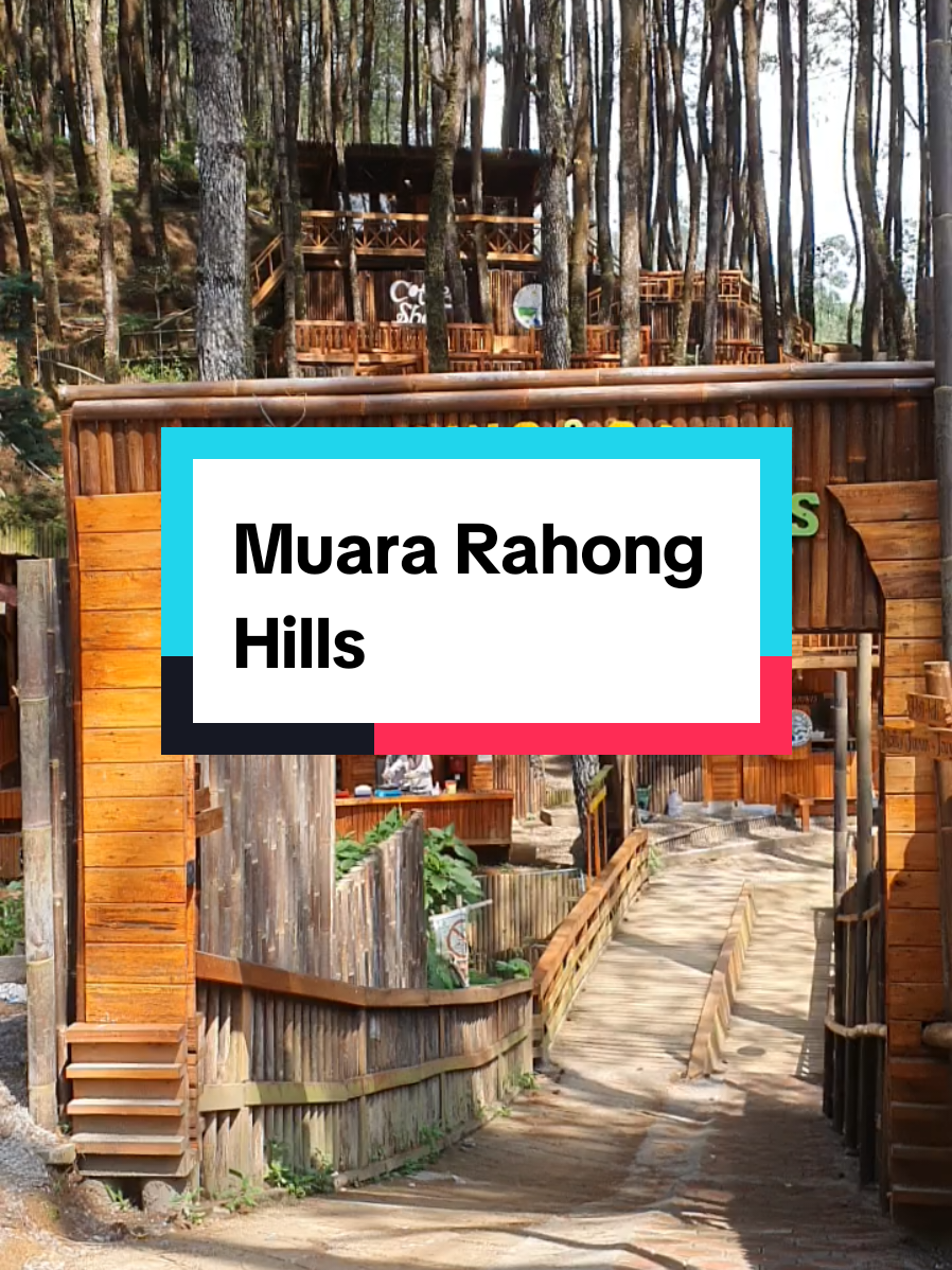 Selamat pagi semua... Kita liburan virtual lagi ke Muara Rahong Hills. Tempat ini merupakan salah satu Glamping recommended di Pangalengan.  Glamping riverside (pinggir sungai) dengan suasana yang asri dan rindang dibawah pepohonan pinus , dilewati aliran sungai yang jernih.  Aliran sungai ini dipakai oleh wisatawan untuk arung jeram.  Jadi selama kita ngecamp di sini, dari mulai pagi sampai sore kita akan melihat perahu perahu arung jeram yang melintasi kawasan Glamping, berbagai atraksi biasanya disuguhkan oleh operator arung jeram.   Untuk info lanjut silahkan tanya tanya @muararahong  #muararahong #muararahonghills #wisatapangalengan #glampingmuararahong  #campingground  #arungjerampangalengan 