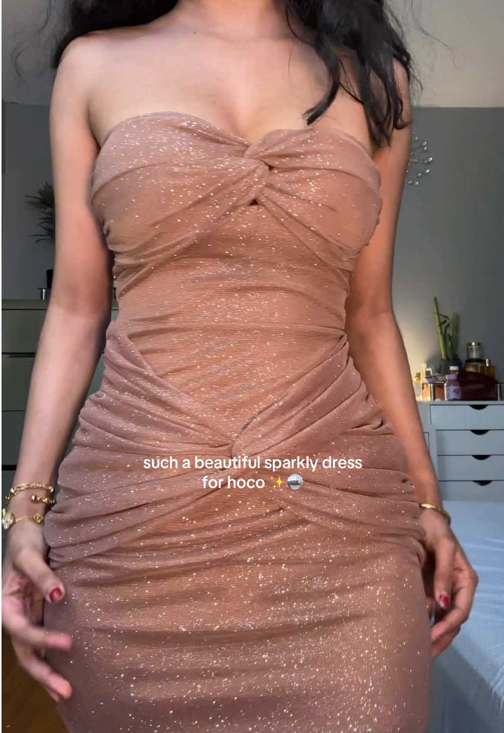 Hoco shopping 🤞🏽 @windsorstore #minidress #hocodress #formaldress #glitterydress #straplessdress #gifted #windsorambassador 