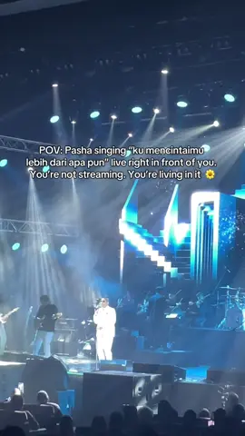 Pasha’s not on Spotify 😍. He’s in front of me #konsertungumalaysia #ungusymphonykl #29thsymphonyofungu 