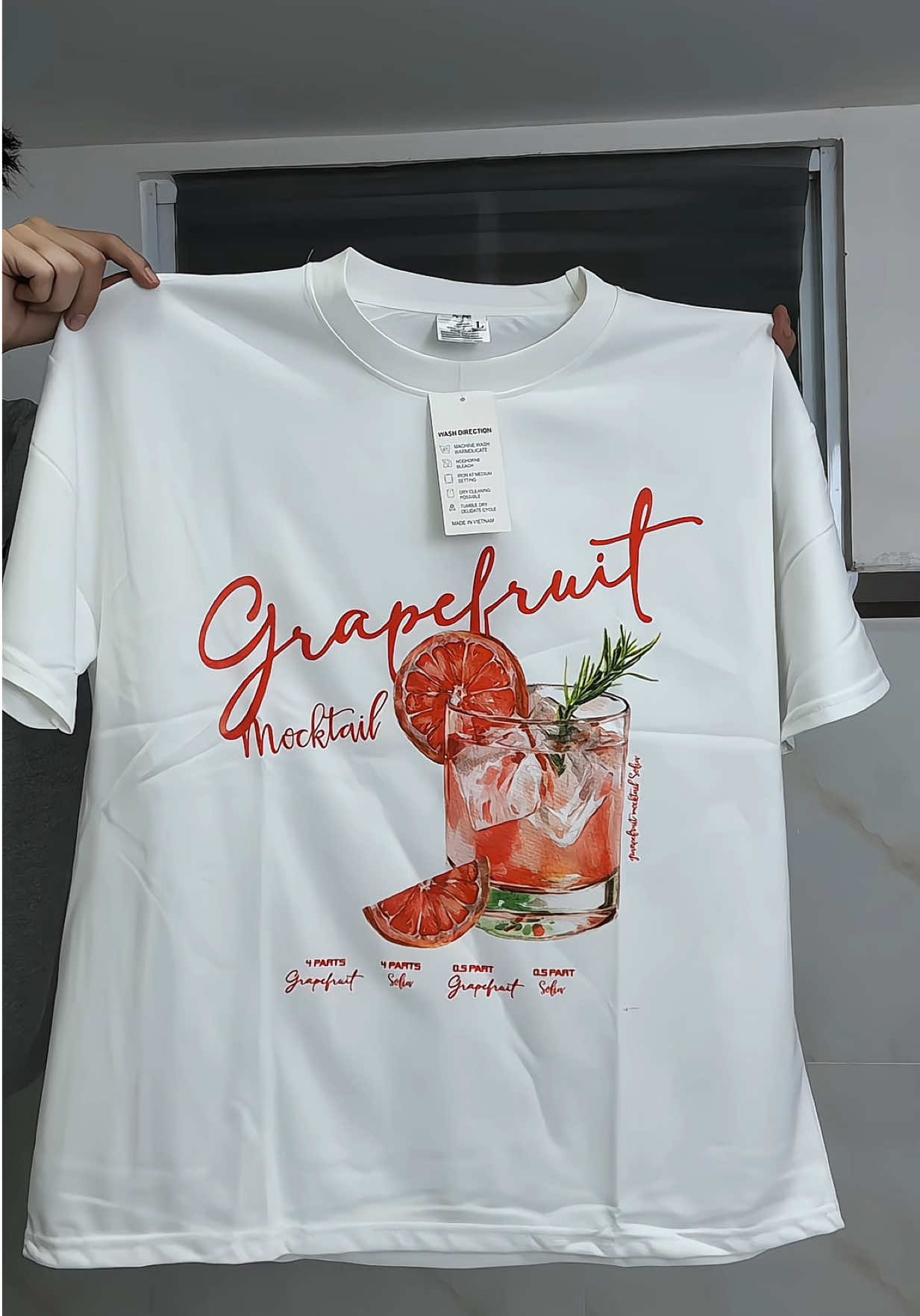 Ê áo này đẹp nha #xuhuong #outfit #phoidoxinh #fyp #aothun 